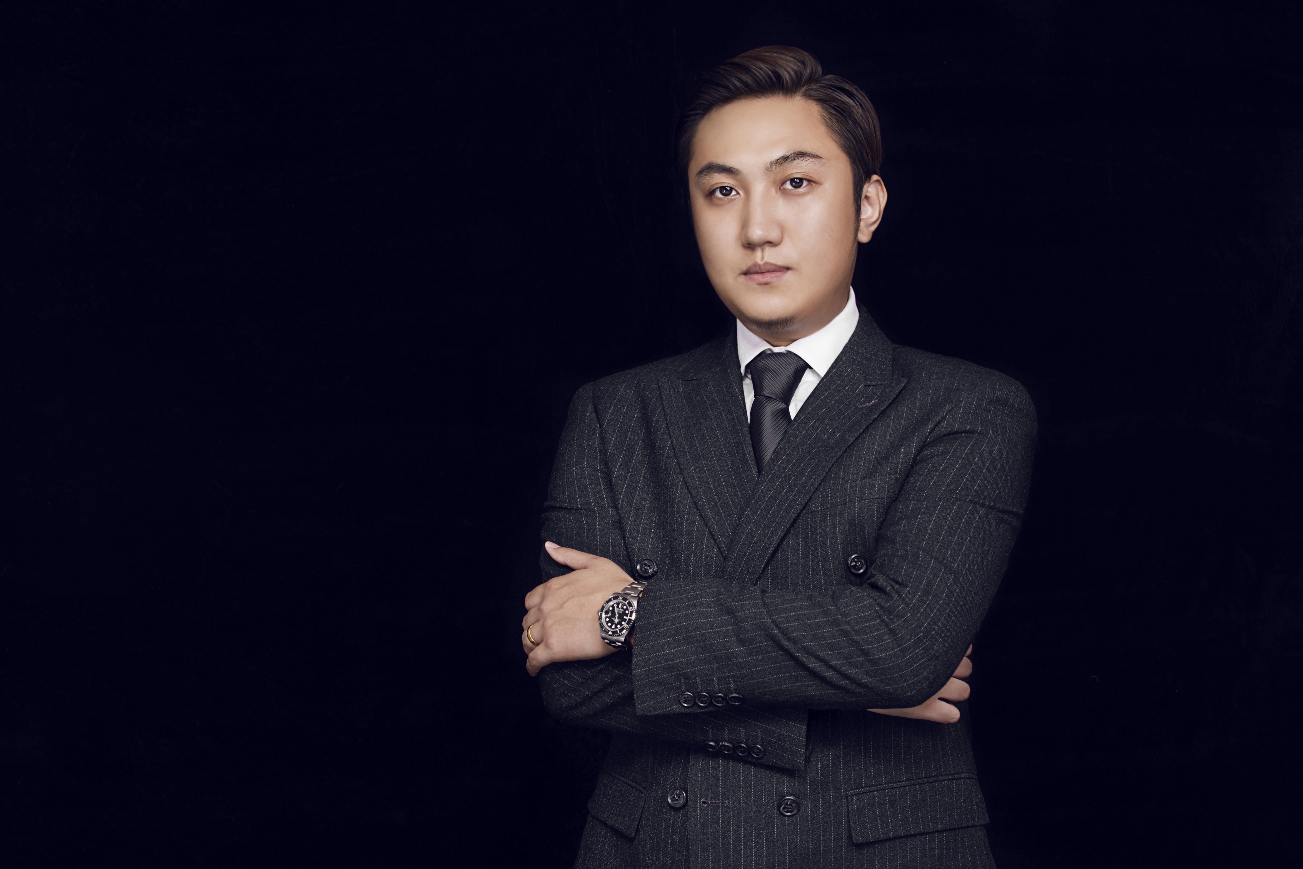 任职机构  关注者 还没有关注者  人物简介 投资阶段