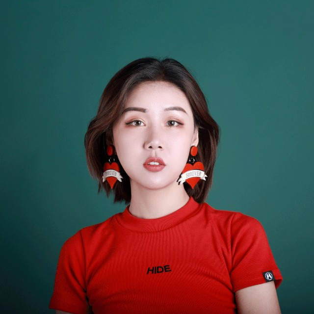 "明星照妖镜"主要写明星八卦,另有徐老师个人